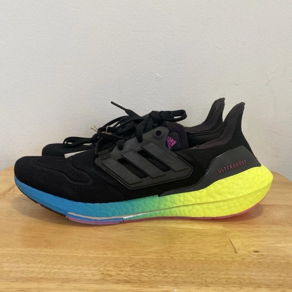 Adidas UltraBoost 22 (GV8829) Rare "Black Gradient" - Men's Size 9.5